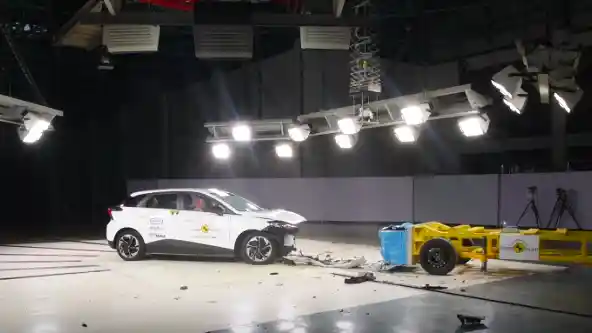 Crash Test - VIDEO: Crash Test MG 4 EV (Euro NCAP)