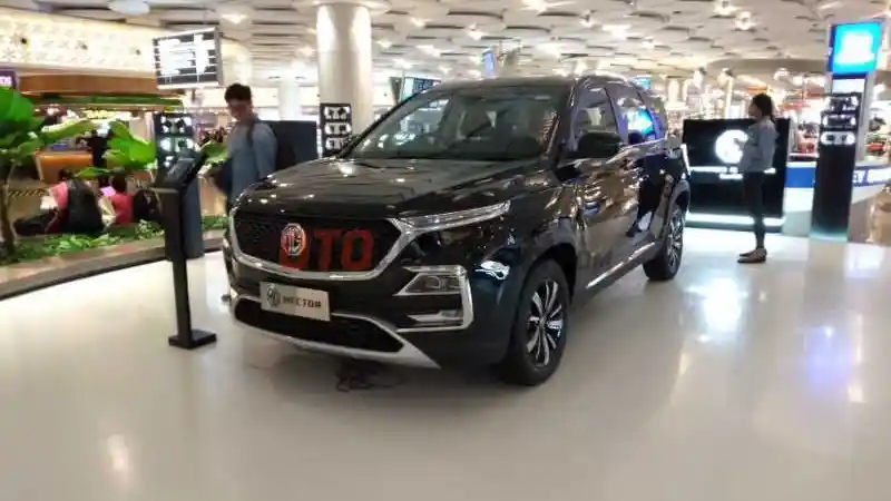 Foto - Wuling Almaz Hybrid Hadir Tahun Ini. Pakai Sistem Hybrid MG Hector?