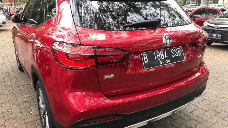 Foto - MG HS Lakukan Pre-Launch di Indonesia Hari Ini. Simak Spek Mesinnya