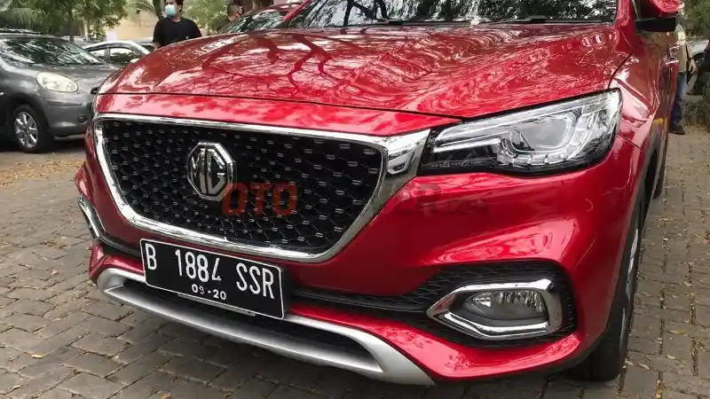 Foto - MG HS Lakukan Pre-Launch di Indonesia Hari Ini. Simak Spek Mesinnya