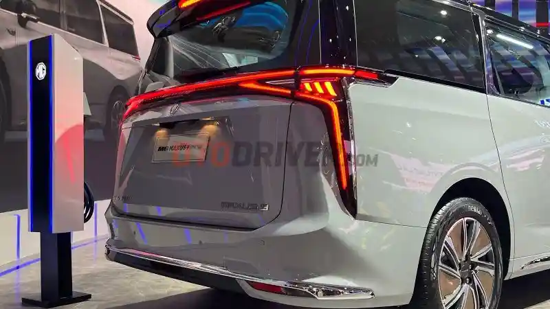 Foto - MG Resmi Perkenalkan MG Maxus 9. MPV EV Premium Pertama Di Indonesia