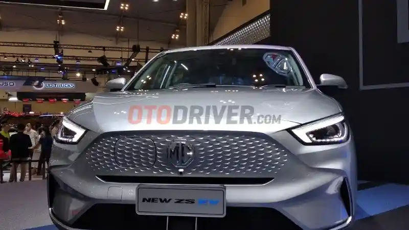 Foto - GALERI: Melihat Lebih Dekat Detail MG ZS EV di GIIAS 2022