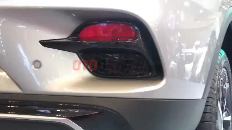 Foto - GALERI: Melihat Lebih Dekat Detail MG ZS EV di GIIAS 2022
