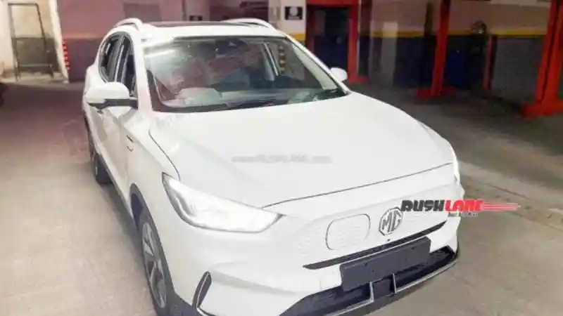 Foto - MG ZS EV Facelift Sudah Ada Di India, Begini Wujud Nyatanya