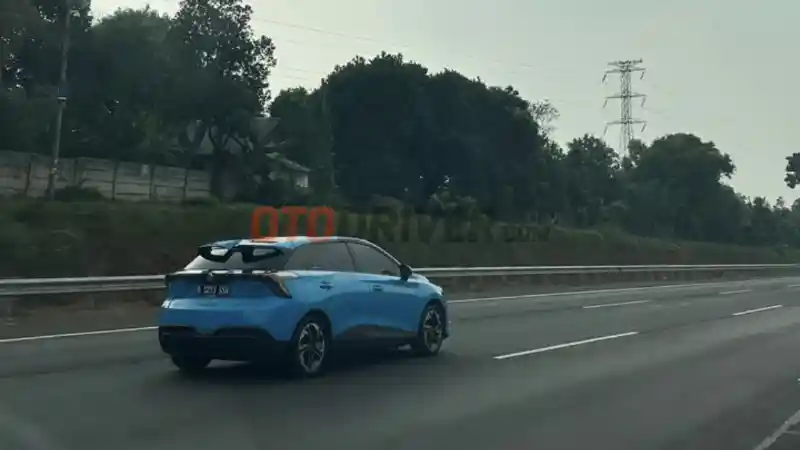 Foto - Impresi Pertama Berkendara Dengan MG4 EV