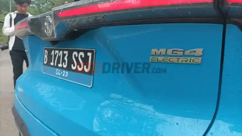 Foto - Mencicip MG4 EV Rute Jakarta- Bandung 