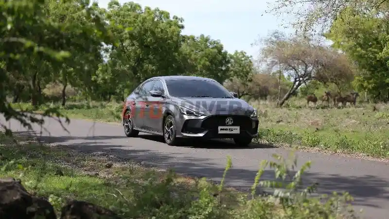 Berita - MG Bakal Launching 'Tulang Punggung' di 2023, Mobil Apa Itu?