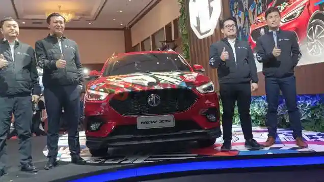 Foto - Gandeng Seniman Lokal, MG Menyulap Boothnya Menjadi ‘Art Space’ di GJAW 2023