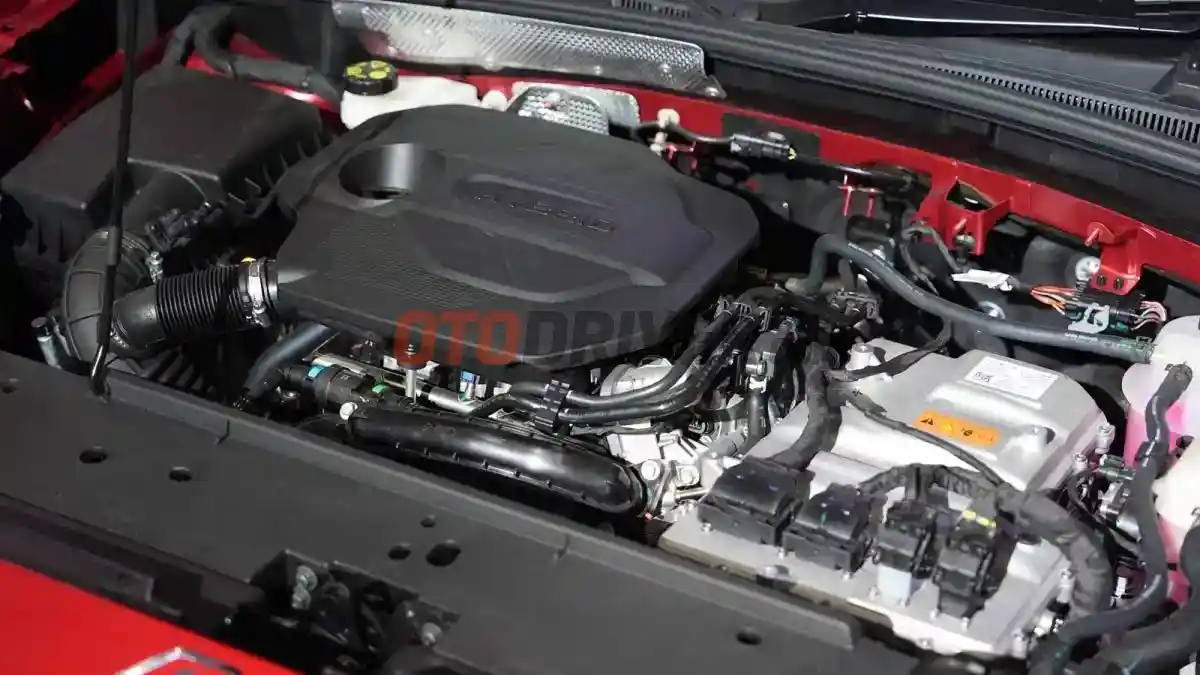 Foto - MG ZS Hybrid Plus, Pendobrak Pasar SUV Hybrid