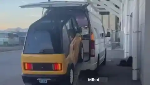 Foto - Mibot, Van Terkecil Paling Canggih Saat Ini?