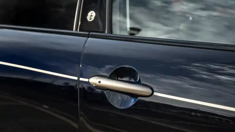 Foto - MINI Frozen Brass Edition Hadir Di Indonesia, Hanya Tersedia 10 Unit Saja