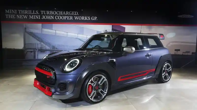 Berita - Alasan MINI JCW GP Tak Gunakan Transmisi Dual Clutch