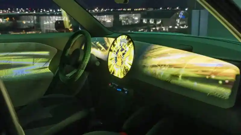 Foto - MINI dan Pokemon, Hadirkan Mobil Berkonsep Pikachu Bisa Digunakan Main Game