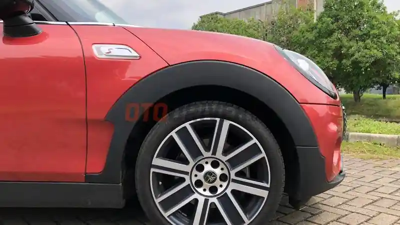 Foto - First Drive: MINI Cooper S Clubman 2020