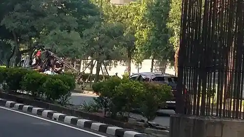 Foto - Mitsubishi Mirage Facelift Kepergok Sedang Shooting Iklan di Jakarta