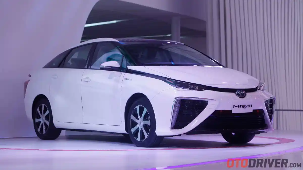 Foto - Toyota Siap Uji Mirai di Jalanan Umum Tiongkok
