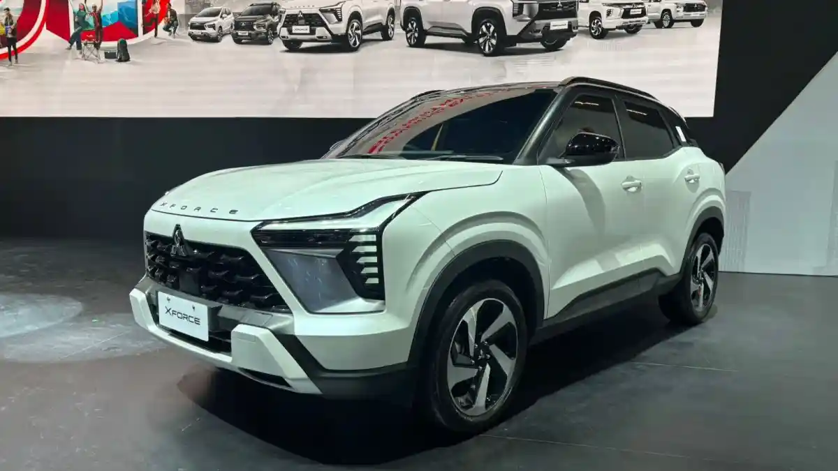 Foto - Mitsubishi Jual Edisi Khusus Destinator Dan XForce Di IIMS 2026