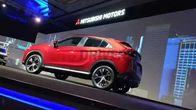 Foto - Mitsubishi Eclipse Cross Adalah SUV Terkuat di Kelasnya?