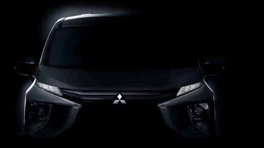 Foto - Lampu Depan Small MPV Mitsubishi Ada di Bagian Bawah? Ini Kata Mitsubishi