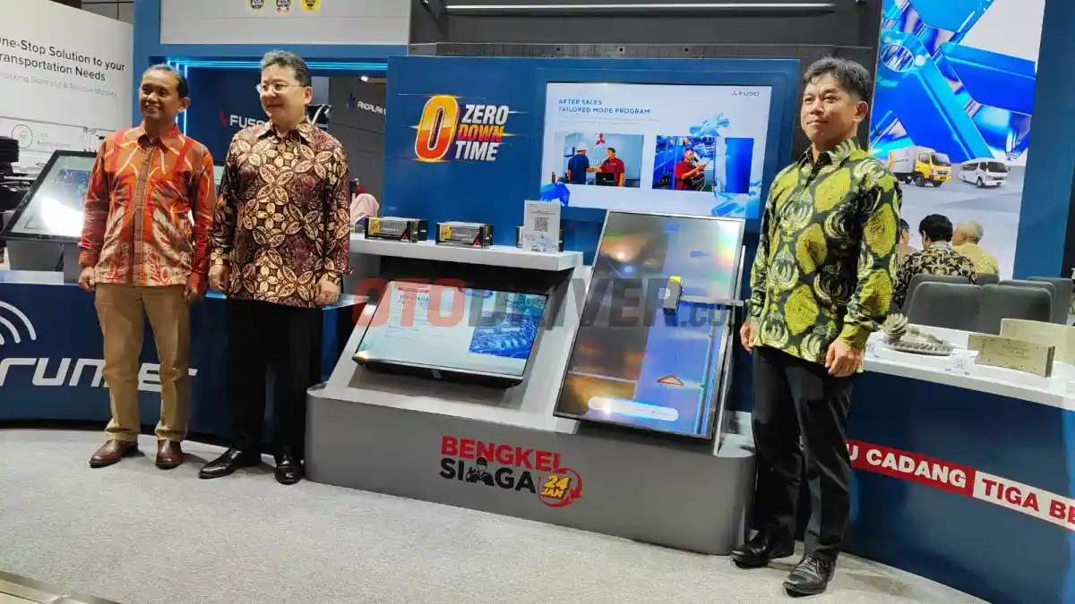 Foto - Mitsubishi Fuso Pamer Jurus Zero Down Time untuk Armada Logistik