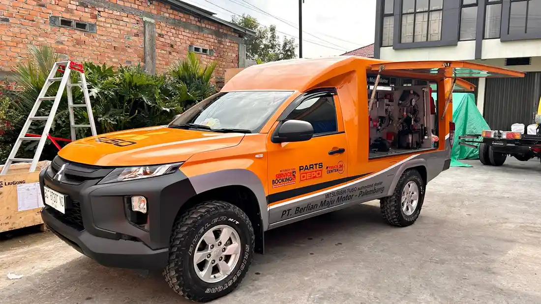 Berita - Mitsubishi Fuso Merangsek Ke Area Tambang