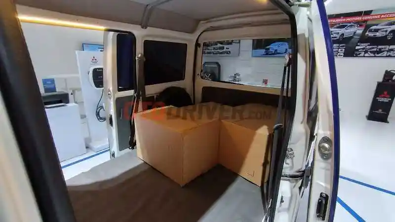 Foto - Mitsubishi L100 EV Tawarkan Biaya Operasional Jauh Lebih Ringan dan Juga Bisa Dirental