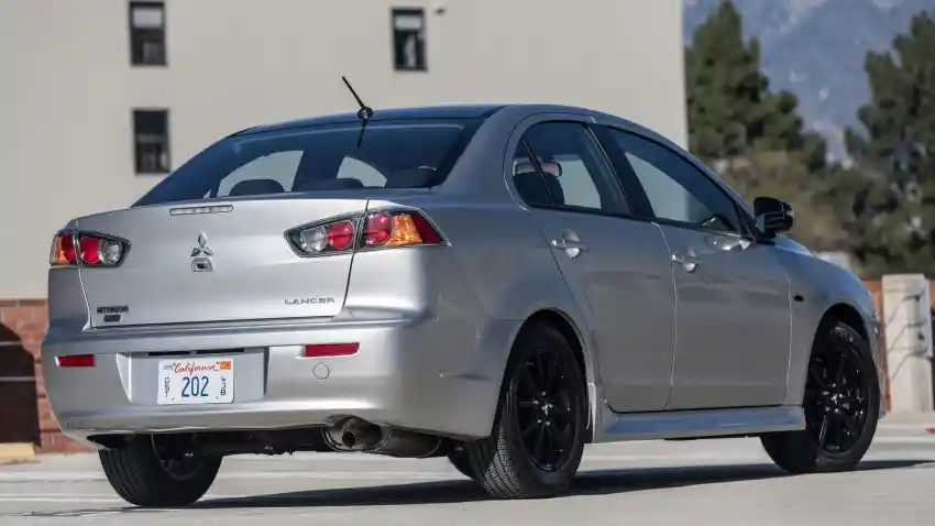 Foto - Mitsubishi Lancer Evolution Akan Berubah Jadi SUV Beberapa Tahun Lagi?