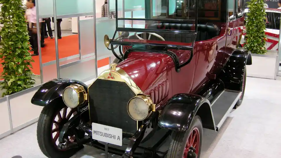 Foto - Inilah Mobil-Mobil Pertama Pabrikan Mobil kondang