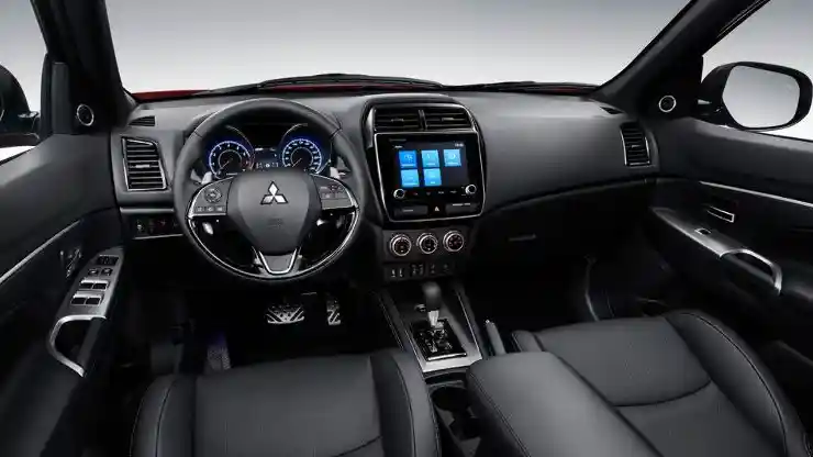 Foto - Mitsubishi Outlander Sport Meluncur Bulan Depan, Perdana Di Amerika Serikat