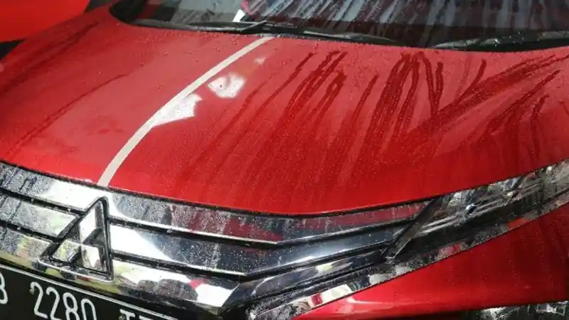 Foto - Produk Mitsubishi ini Bikin Permukaan Bodi Punya Efek "Daun Talas", Harga Nyaris RP 500 Ribu