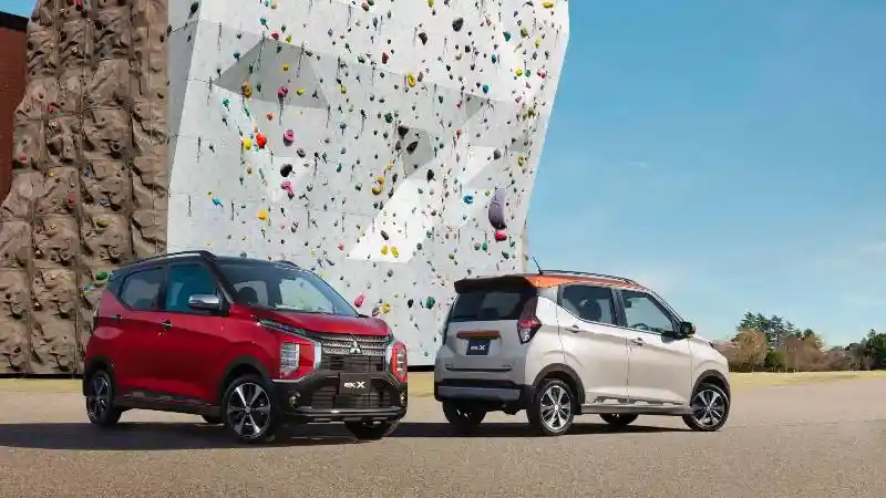 Foto - Xpander "Mungil" Selisih RP 37 Juta Dengan Karimun Wagon R