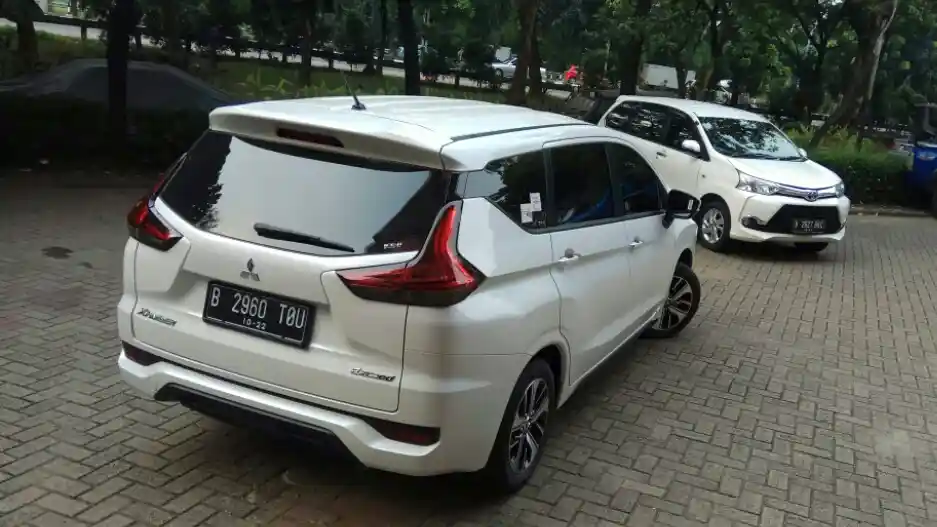 Berita - Avanza VS Xpander, Siapa yang Terlaris di Bulan Oktober?