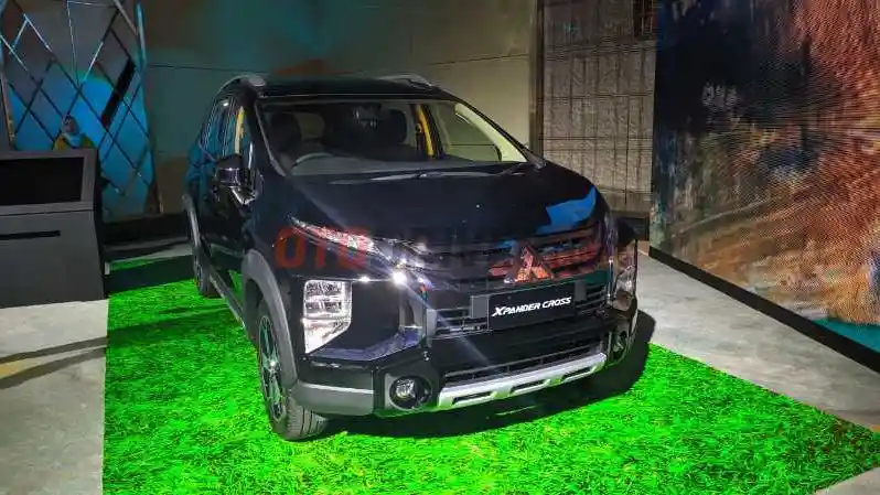 Berita - Spesifikasi Lengkap dan Harga Mitsubishi Xpander Cross
