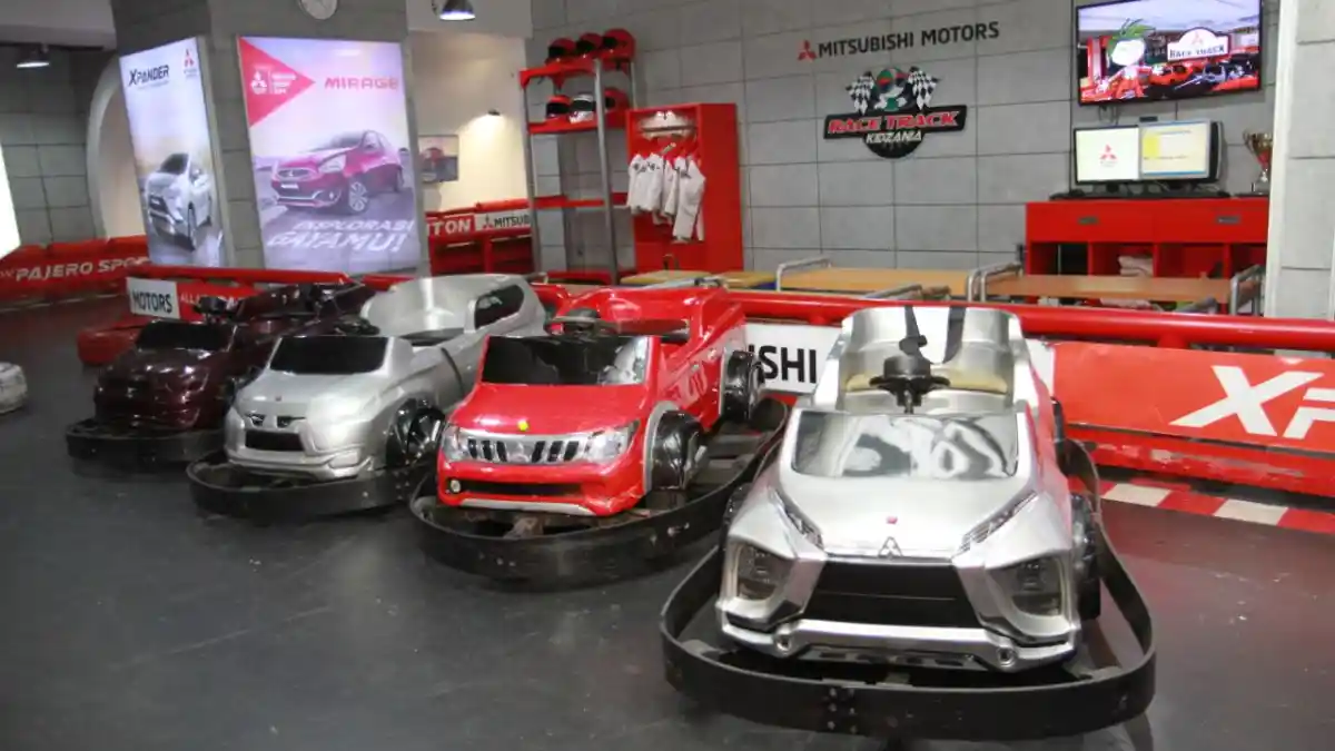 Foto - Mitsubishi Xpander kini Bisa Dikemudikan Anak-anak di Wahana ini