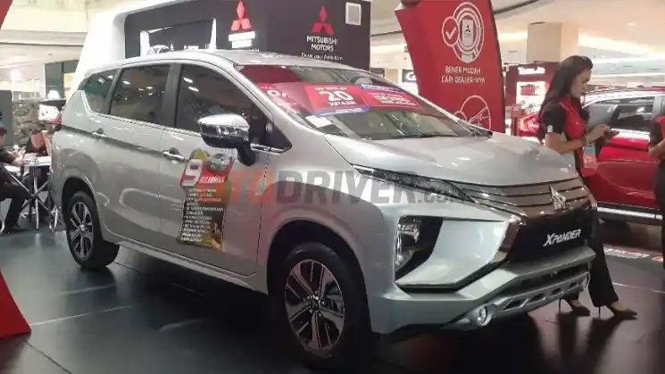 Foto - Mitsubishi Jemput Bola di Cibubur