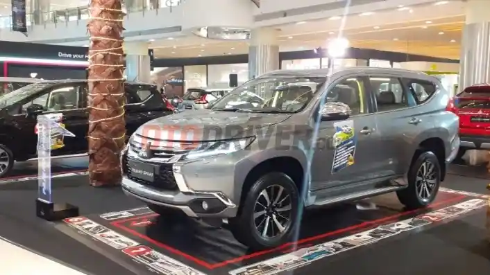 Berita - Pakai 'Peluru' yang Sama, Mitsubishi Bermanuver di Jakarta Barat 