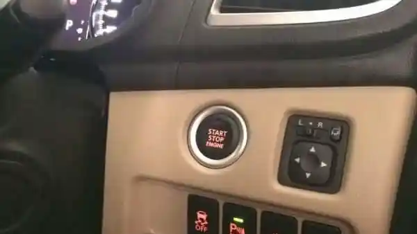 Foto - Ini Dia Bocoran Detail Dan Fitur Mitsubishi Pajero Sport CKD. Meluncur Akhir April?