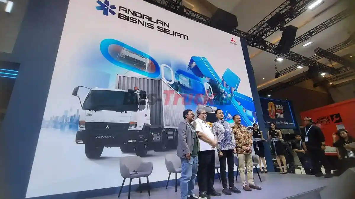 Foto - Mitsubishi Fuso Support Perkembangan Bisnis Cold Chain