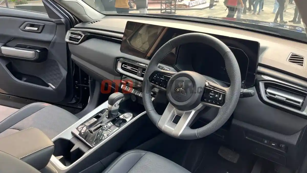 Foto - Ini Alasan Mitsubishi Destinator Hybrid Belum Ada di Indonesia