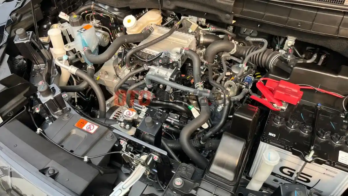 Foto - Mesin Mitsubishi Destinator Sama Dengan Eclipse Cross, Tapi Kok Performanya Berbeda? Ini Penjelasannya