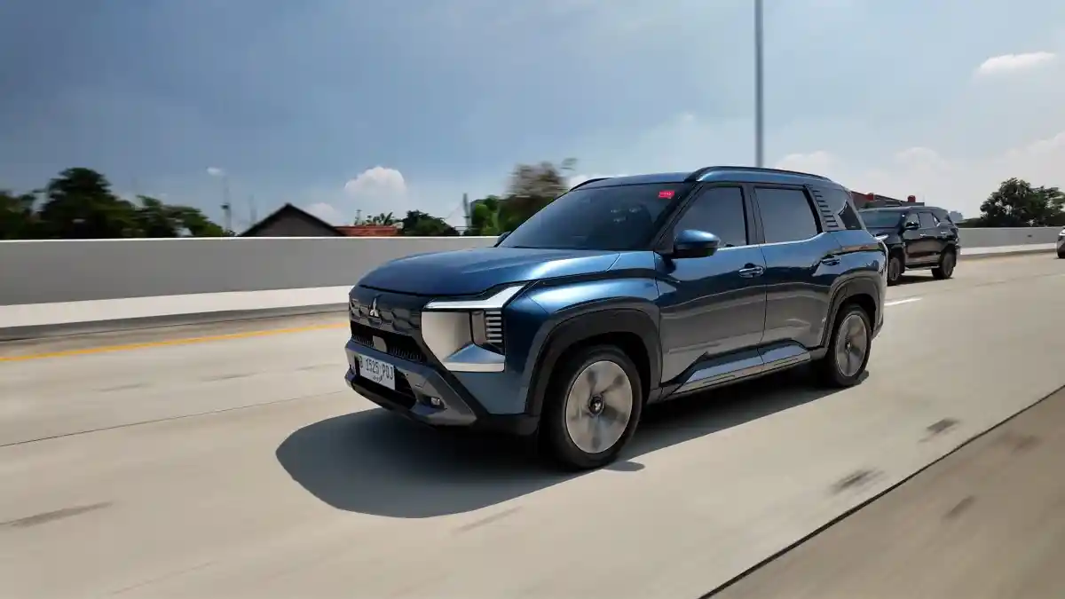 Foto - Mencoba Performa Mitsubishi Destinator, Layak Untuk Mobil 7-seater Sejati