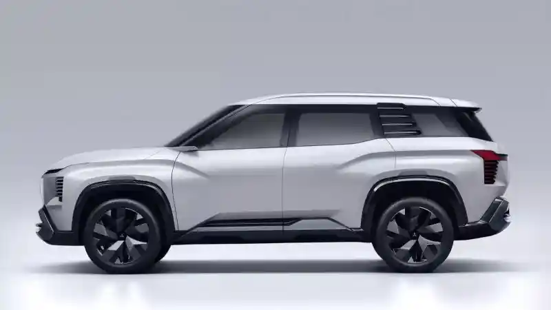 Foto - Akan Berumur 8 Tahun, Apakah Next Generation Mitsubishi Xpander Segera Muncul?