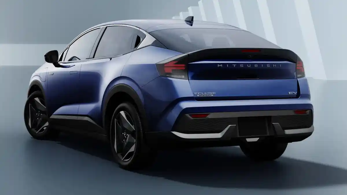Foto - Mitsubishi Ecplise Sportback EV Hadir Dengan Racikan Nissan Leaf