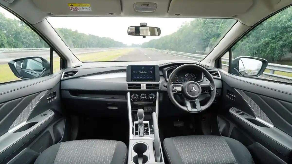 Foto - Mitsubishi Xpander Exceed Naik Kelas menjadi Exceed Tourer, Berikut Kelebihannya