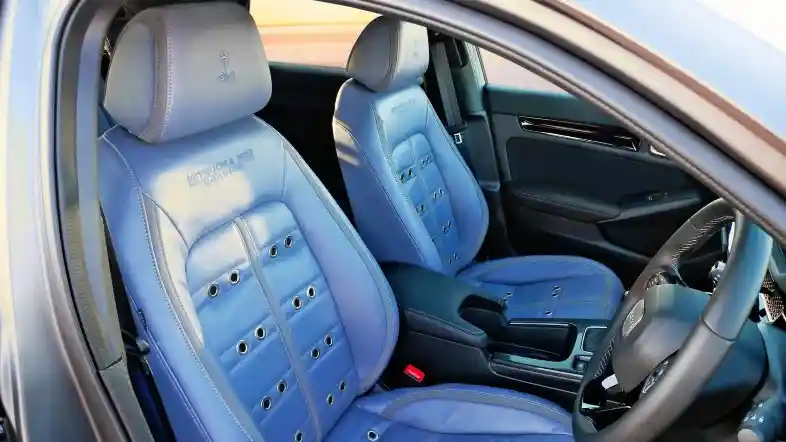 Foto - Mitsuoka Hadirkan Desain Unik, Gabungan Honda Civic dan American Muscle Car Klasik 