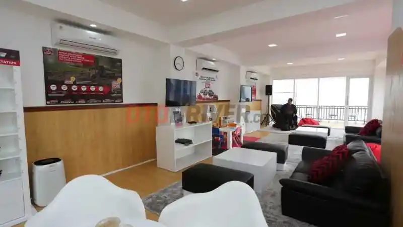 Foto - Mitsubishi Resmikan 12 Posko Lebaran 2023, Ada di Pulau Jawa hingga Sumatera 