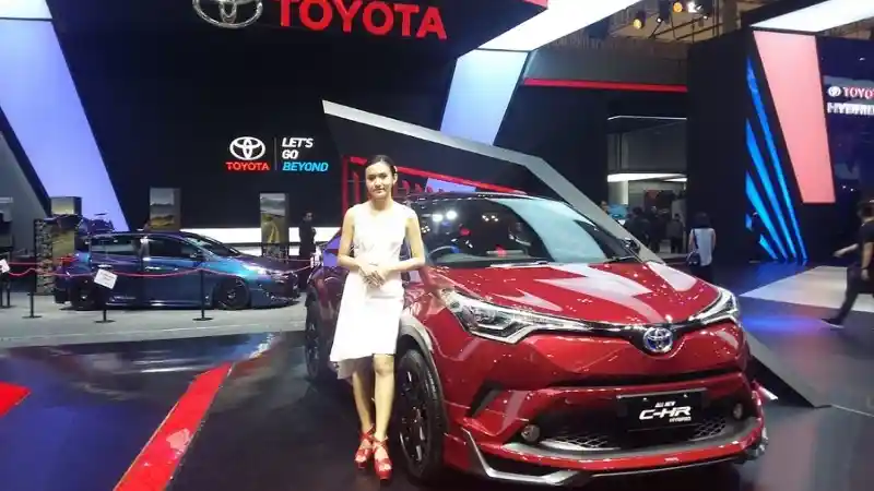 Foto - Penjualan Anjlok, Toyota Tetap Nomor 1