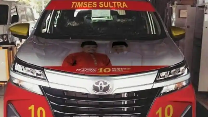 Foto - Capres Nurhadi-Aldo Pakai 4 Mobil Ini Untuk Kampanye