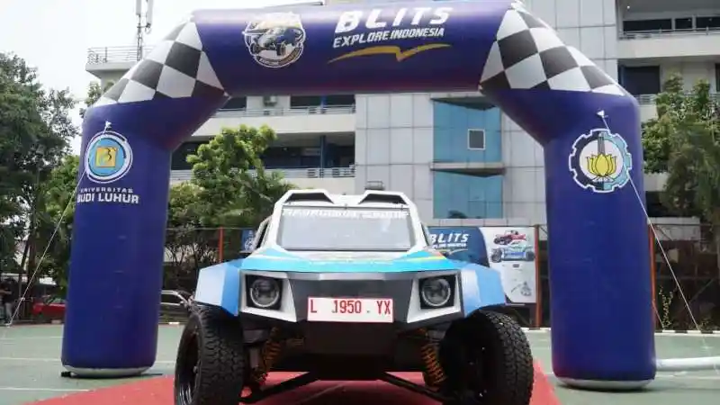 Berita - Mobil Listrik Karya Universitas Budi Luhur dan ITS Percaya Diri Akan Ikut Reli Dakar!