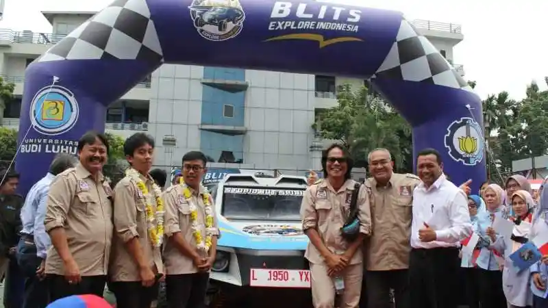 Foto - Mobil Listrik Karya Universitas Budi Luhur dan ITS Percaya Diri Akan Ikut Reli Dakar!